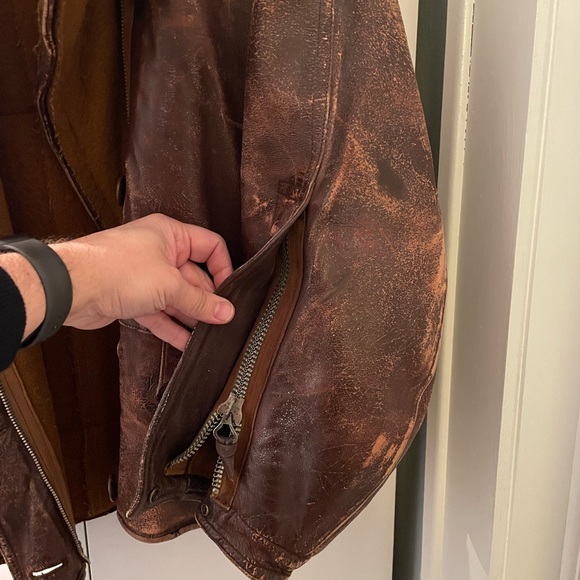 Men’s Leather Jacket With Amazing Collar.  Very Warm! - Picture 6 of 9